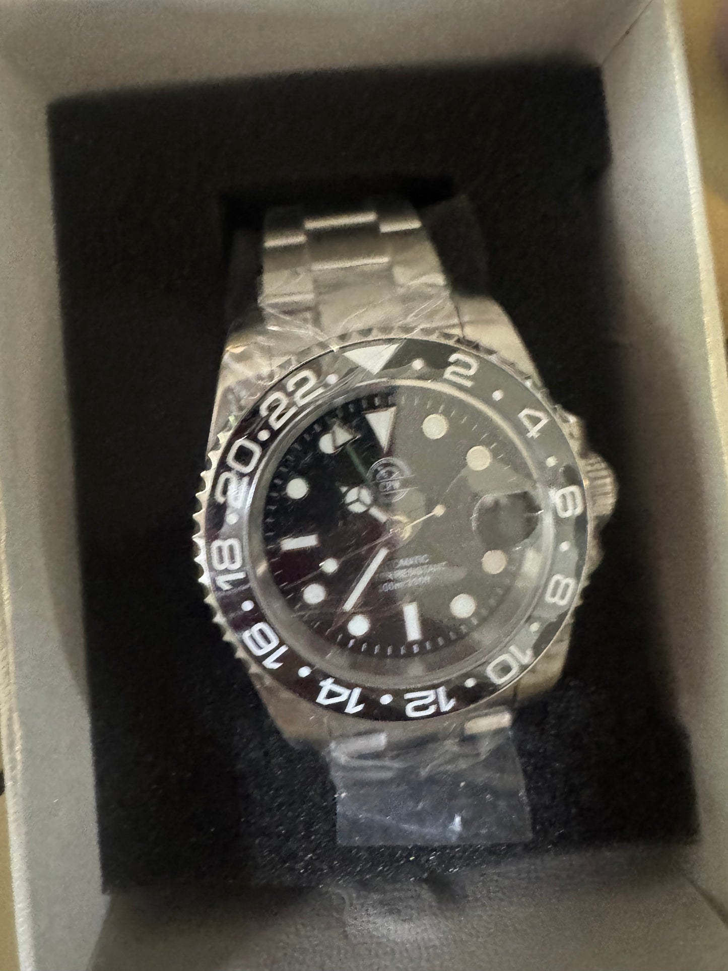 Automatic movement watch