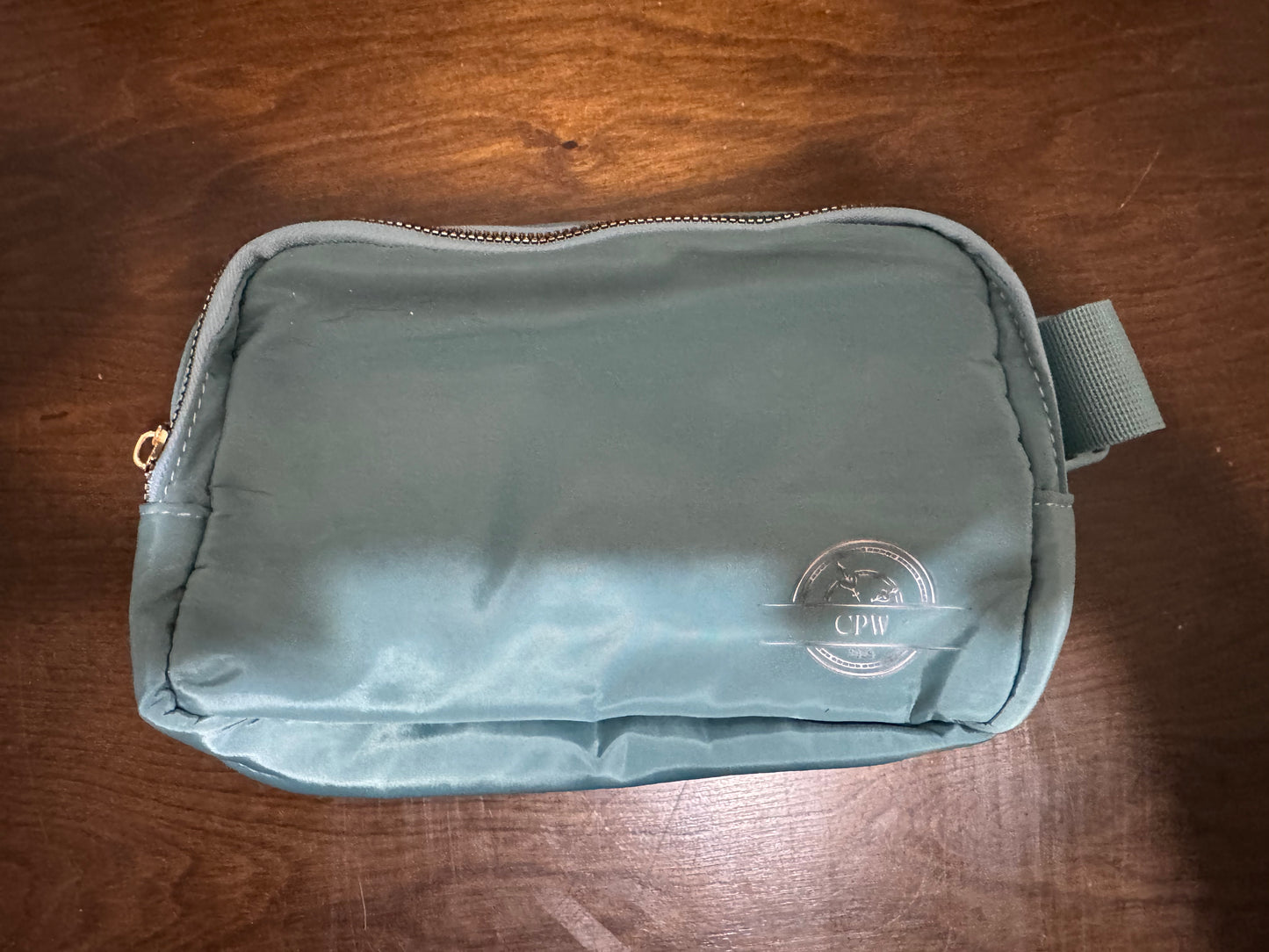 Cross body bag small logo